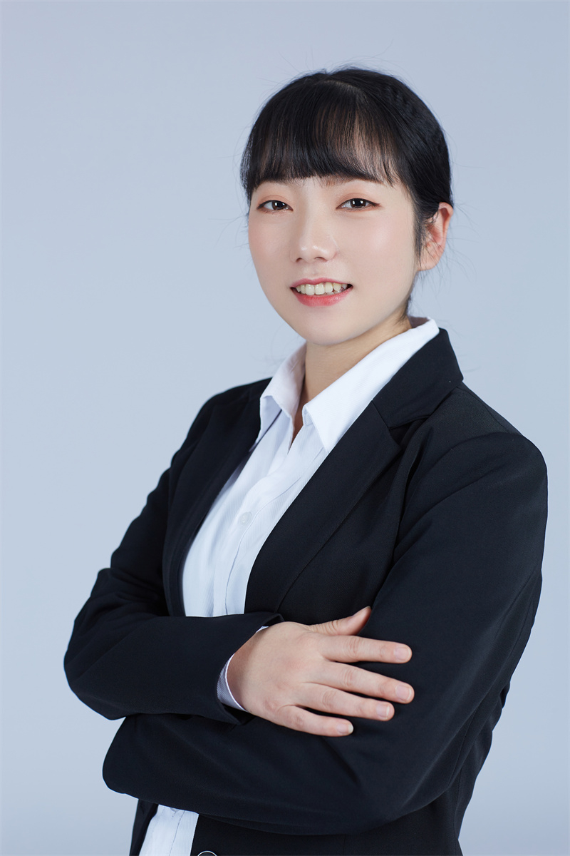 >张丽萍 高级顾问会计 8年以上经验,