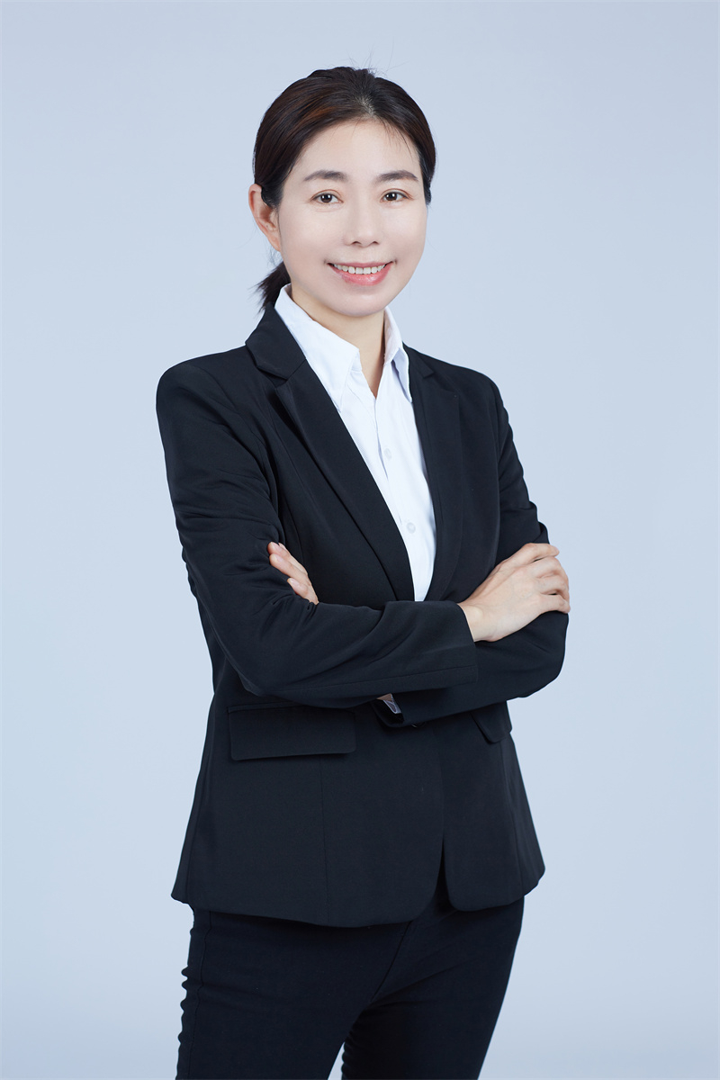 >王红漫 高级顾问经理 30年以上经验